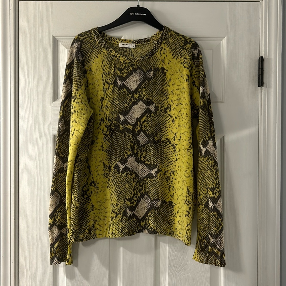 Equipment Cashmere sweater size M